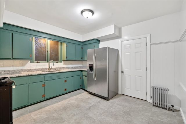 41 Rounds Avenue, Providence, RI 02907