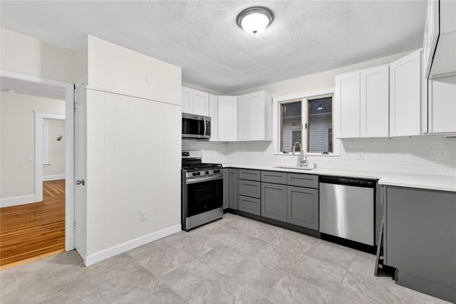 41 Rounds Avenue, Providence, RI 02907