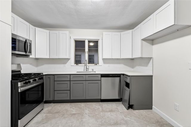 41 Rounds Avenue, Providence, RI 02907