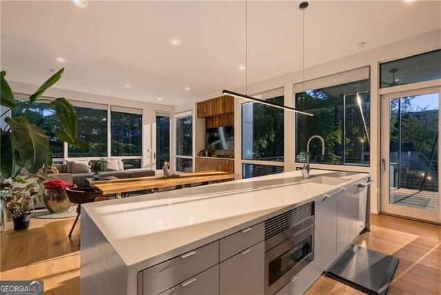 829 North Avenue NE 2, Atlanta, GA 30306