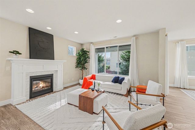 4026 215th Place SE, Bothell, WA 98021