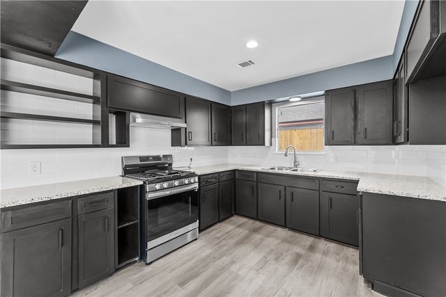 4906 Mildred Dr., Corpus Christi, TX 78411