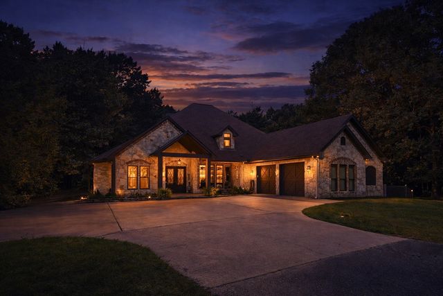 12075 ST HWY 31, Brownsboro, TX 75756