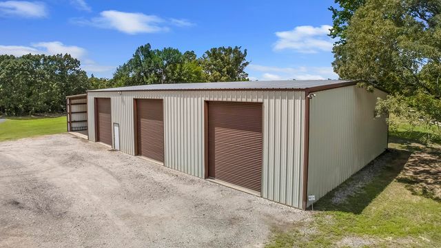 12075 ST HWY 31, Brownsboro, TX 75756