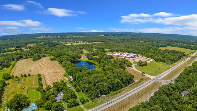 12075 ST HWY 31, Brownsboro, TX 75756
