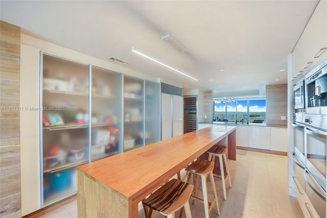 2627 S Bayshore Dr 1103, Miami, FL 33133