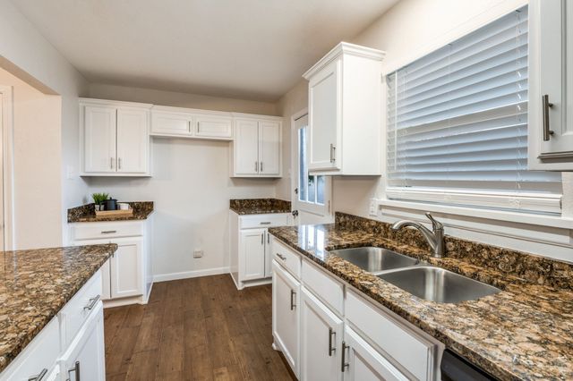 7935 Royal Lane 217, Dallas, TX 75230