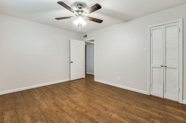 7935 Royal Lane 217, Dallas, TX 75230