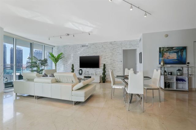 350 S Miami Ave 3002, Miami, FL 33130