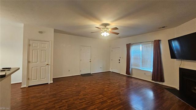 332 Summerville CT, Virginia Beach, VA 23451