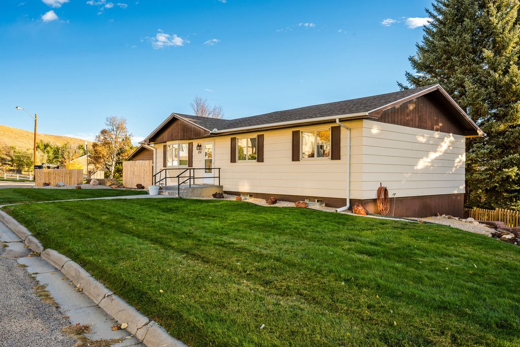 131 Norma Drive, Buffalo, WY 82834 photo 2