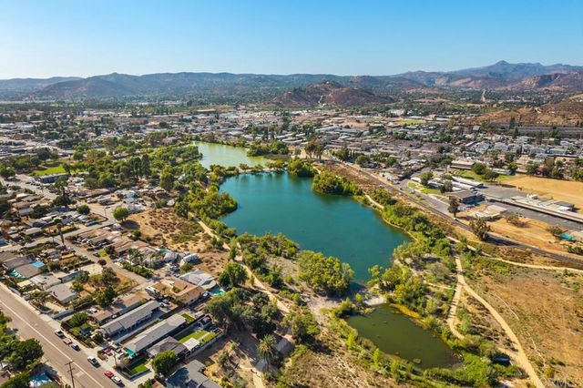 9508 Cypress Street, Lakeside, CA 92040