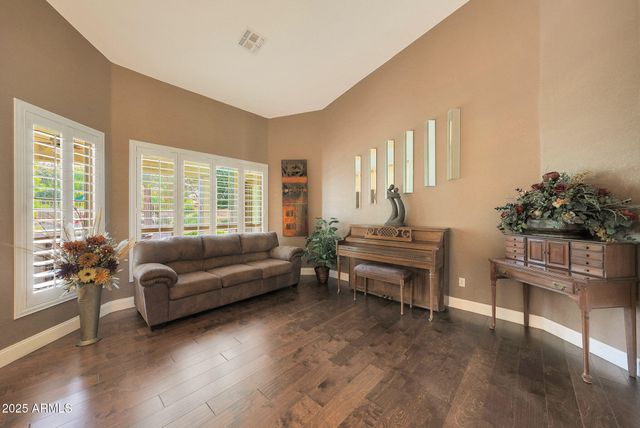 3885 E CULLUMBER Street, Gilbert, AZ 85234