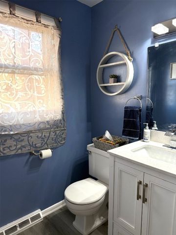 4440 HOLIDAY Drive, Erie, PA 16506