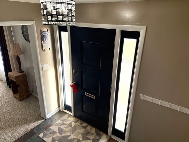 4440 HOLIDAY Drive, Erie, PA 16506