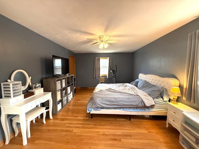 4440 HOLIDAY Drive, Erie, PA 16506