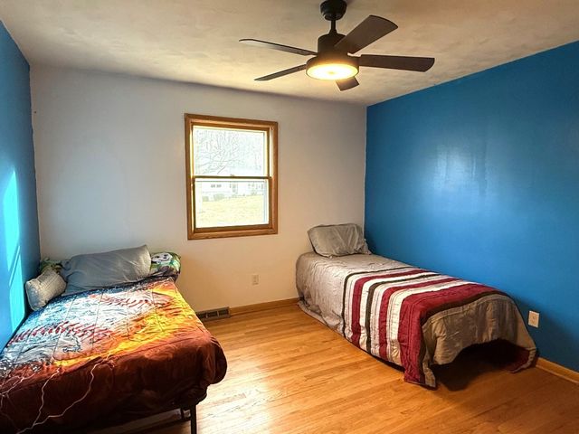 4440 HOLIDAY Drive, Erie, PA 16506