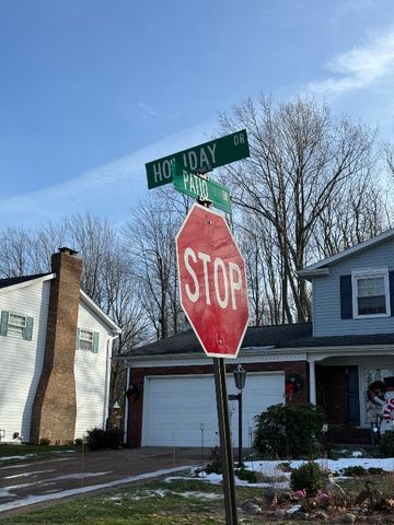 4440 HOLIDAY Drive, Erie, PA 16506