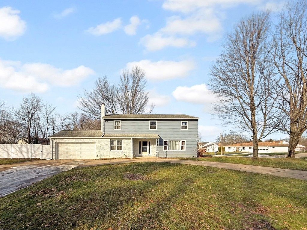 4440 HOLIDAY Drive, Erie, PA 16506