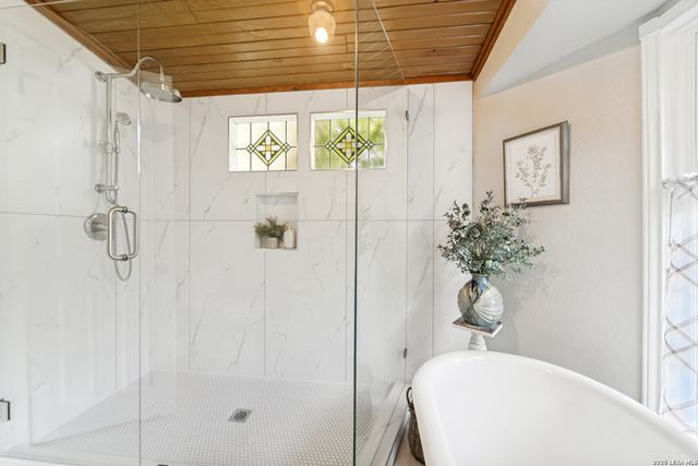 340 JAMES ST, Boerne, TX 78006