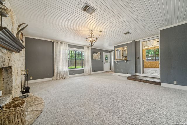 340 JAMES ST, Boerne, TX 78006