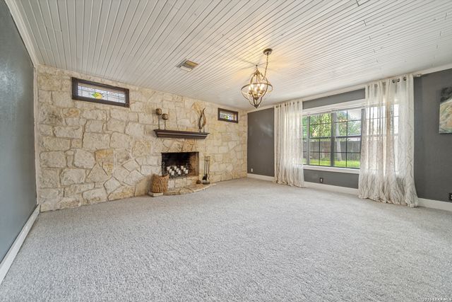 340 JAMES ST, Boerne, TX 78006