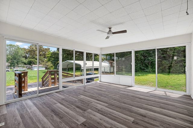704 Anthony Ave, Smithville, TN 37166