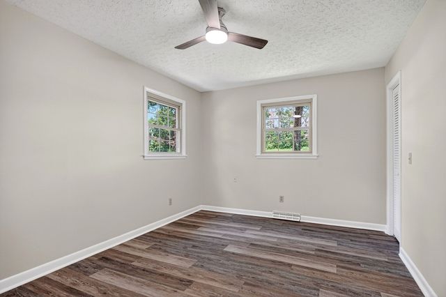 704 Anthony Ave, Smithville, TN 37166