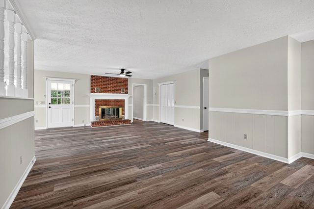 704 Anthony Ave, Smithville, TN 37166