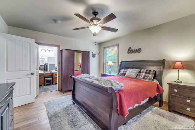 128 Ebensberger, Boerne, TX 78006