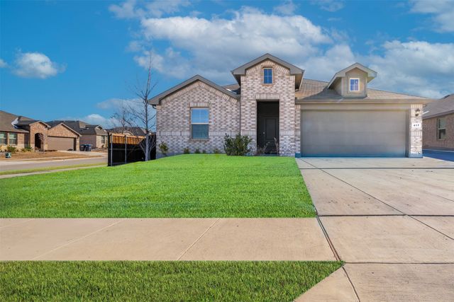 417 Destin Drive, Fort Worth, TX 76131