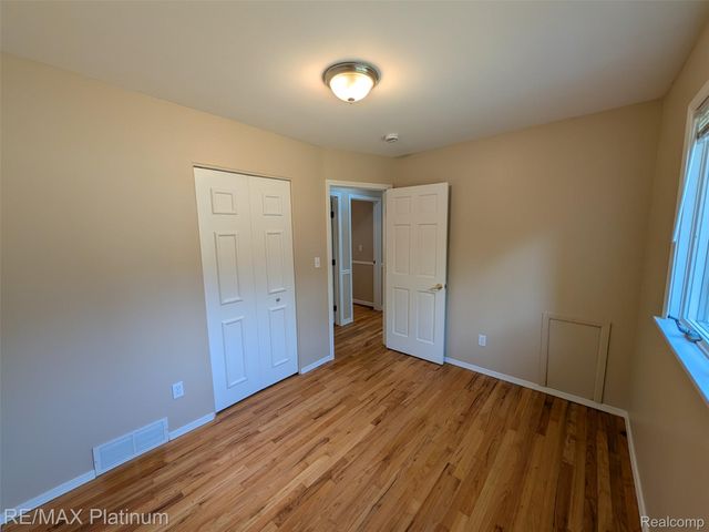 3315 Fernwood Avenue, Ann Arbor, MI 48108