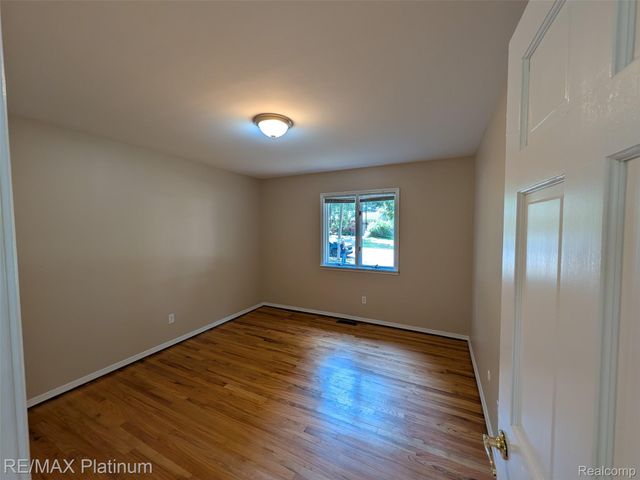 3315 Fernwood Avenue, Ann Arbor, MI 48108