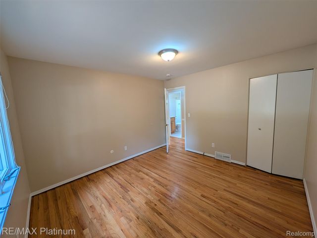 3315 Fernwood Avenue, Ann Arbor, MI 48108