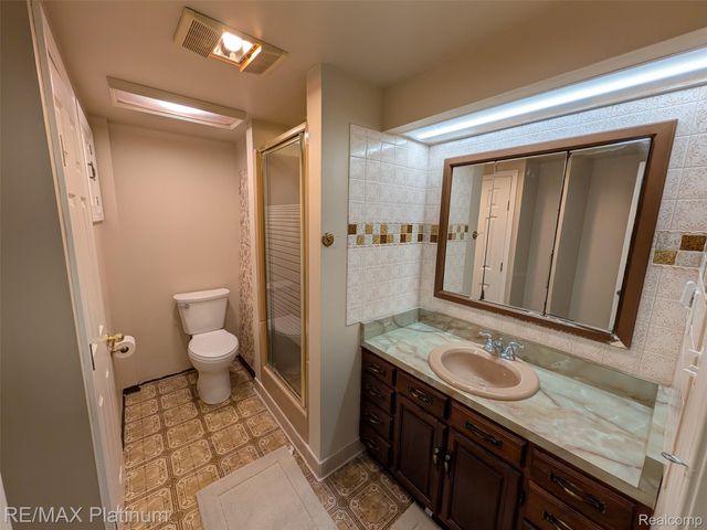 3315 Fernwood Avenue, Ann Arbor, MI 48108