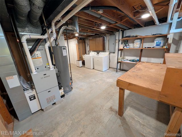 3315 Fernwood Avenue, Ann Arbor, MI 48108