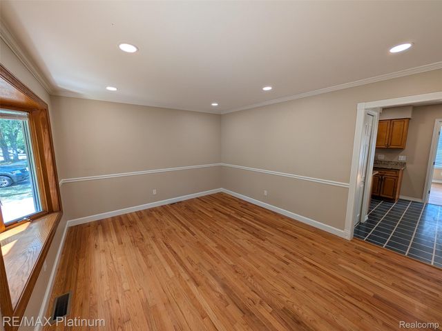 3315 Fernwood Avenue, Ann Arbor, MI 48108