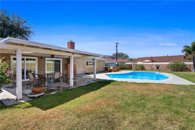 2455 E Westport Circle, Anaheim, CA 92806