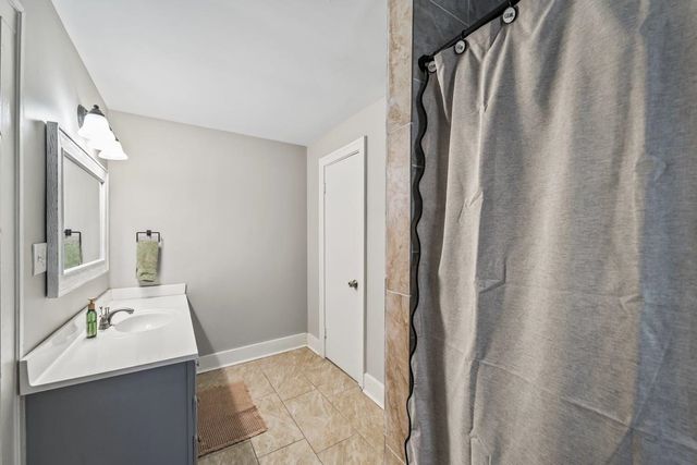 805 S MAIN ST, Covington, TN 38019