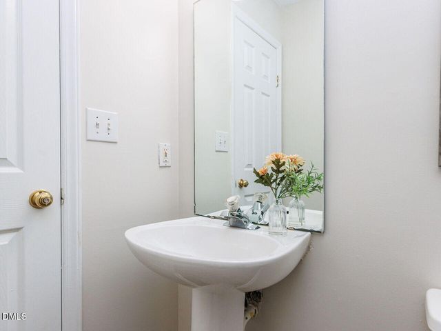 3712 Old Coach Road, Raleigh, NC 27616