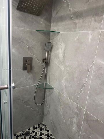 2333 Brickell Ave 1710, Miami, FL 33129