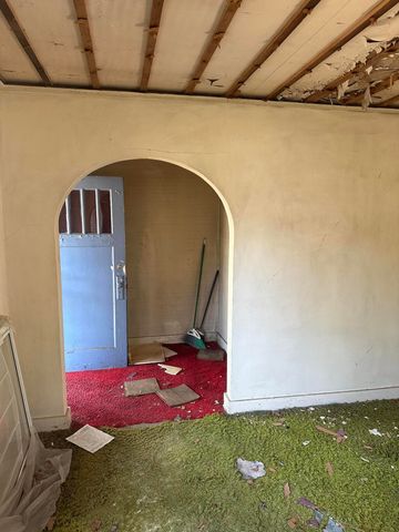 877 E Isabella Avenue, Muskegon, MI 49442