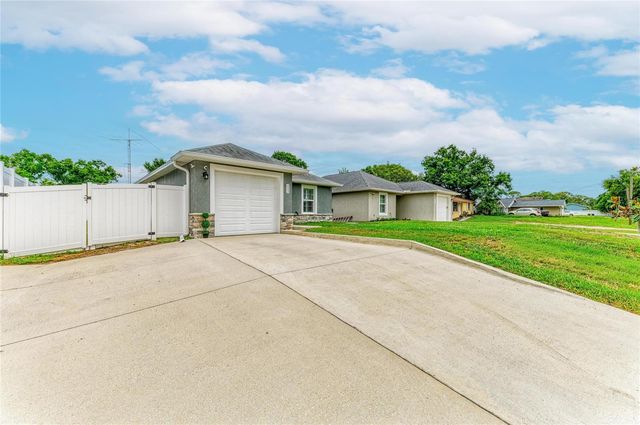 823 BACON AVENUE, Sarasota, FL 34232