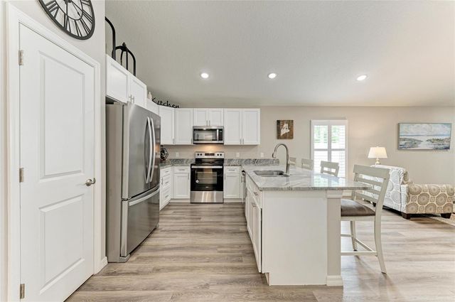 823 BACON AVENUE, Sarasota, FL 34232
