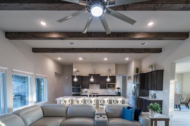 4004 Wildflower Place, Waller, TX 77484