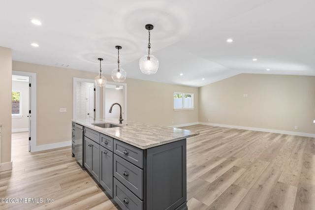 1124 OCEANWOOD Drive S, Neptune Beach, FL 32266