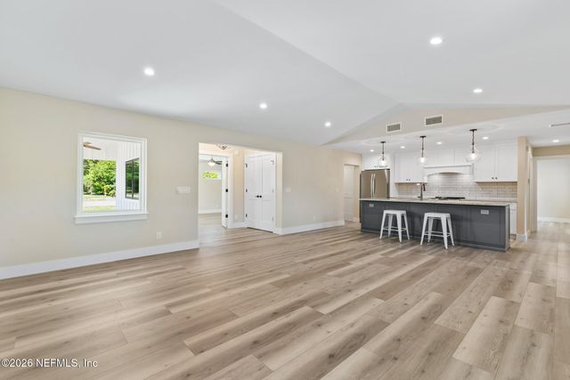 1124 OCEANWOOD Drive S, Neptune Beach, FL 32266