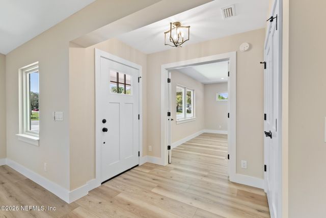 1124 OCEANWOOD Drive S, Neptune Beach, FL 32266