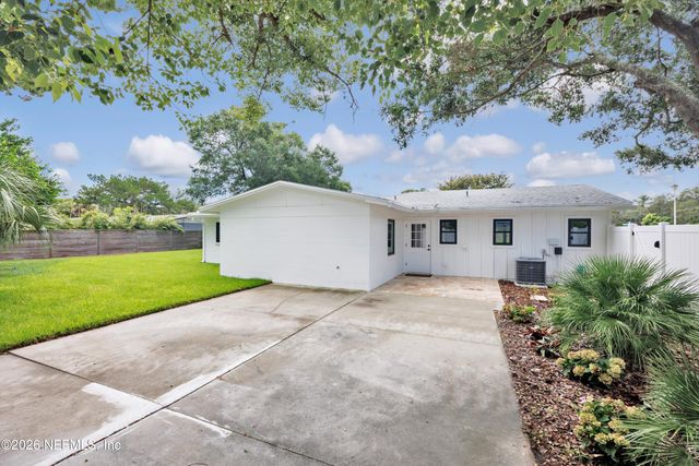 1124 OCEANWOOD Drive S, Neptune Beach, FL 32266