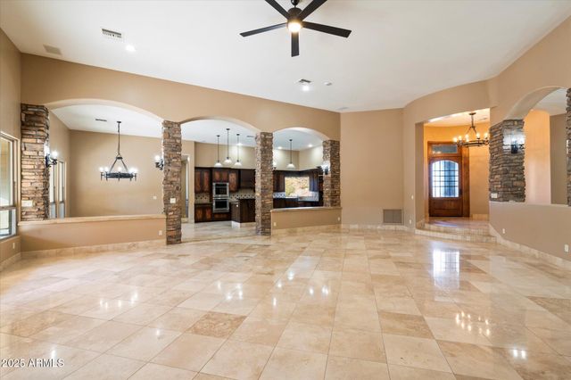 9515 E Julep Circle, Mesa, AZ 85207